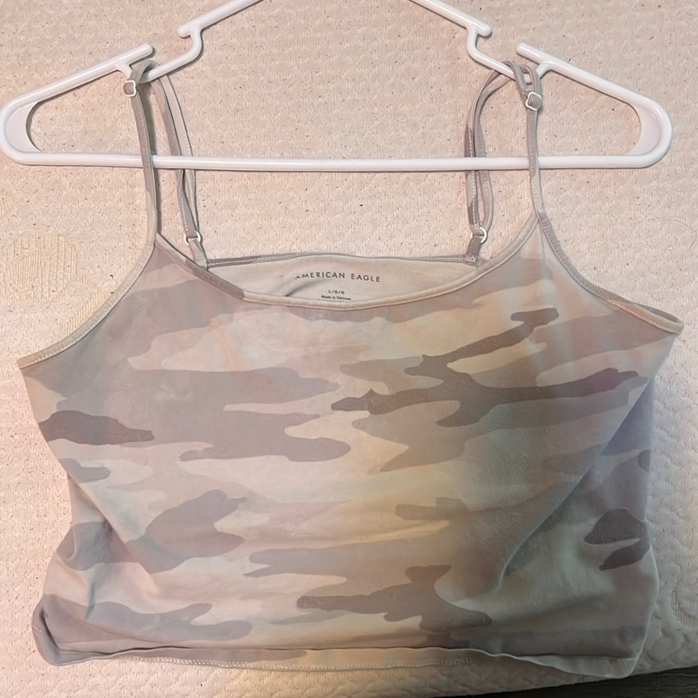 American eagle Camo crop top